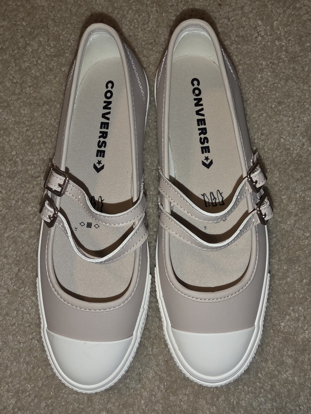 Converse Chuck Taylor All Star Dainty Mary Jane Flats New 8.5 Beige/Cream